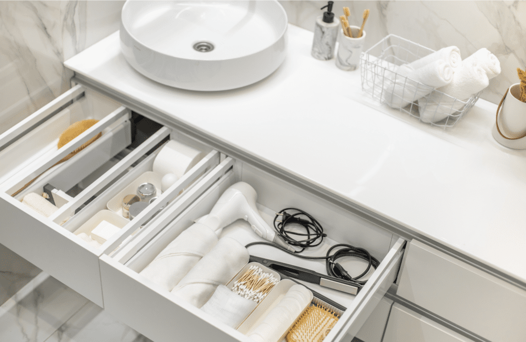 professional-home-organizing-moore-ok-benefits-of-working-with-a-professional-organizer-bathroom-drawer-with-dividers-and-bins-for-neat-storage-calm-comfortable