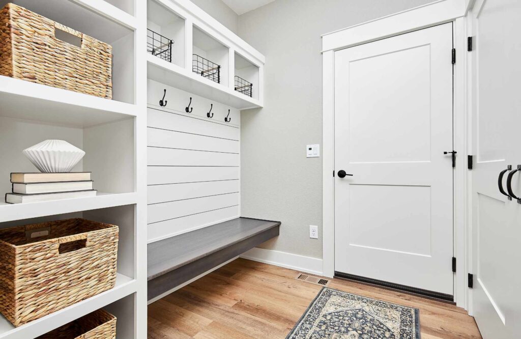 pretty-neat-an-organizational-solution-oklahoma-city-ok-impacts-of-organized-home-mudroom-organized-with-custom-built-ins