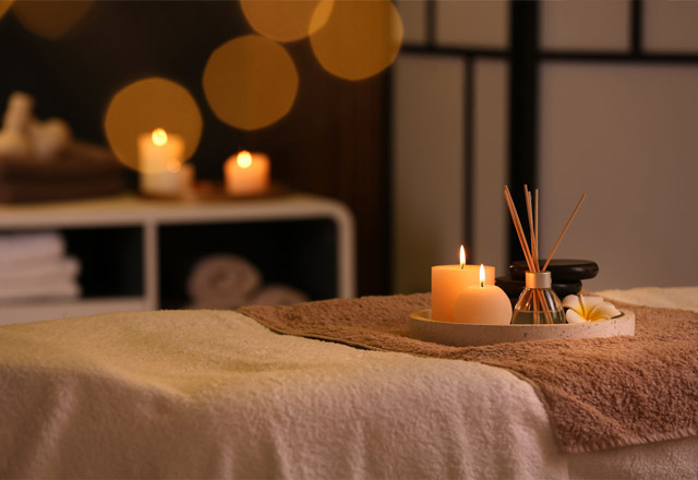 closet-organization-nichols-hill-ok-experience-gift-guide-relaxing-massage-room-with-candles-and-scents-calm
